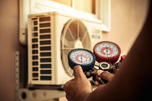 Professional Ductwork Repair technician working in Northport, NY